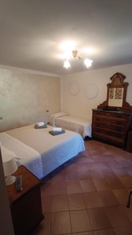 Affittacamere Nonna Rosa Vallo di Nera Buitenkant foto